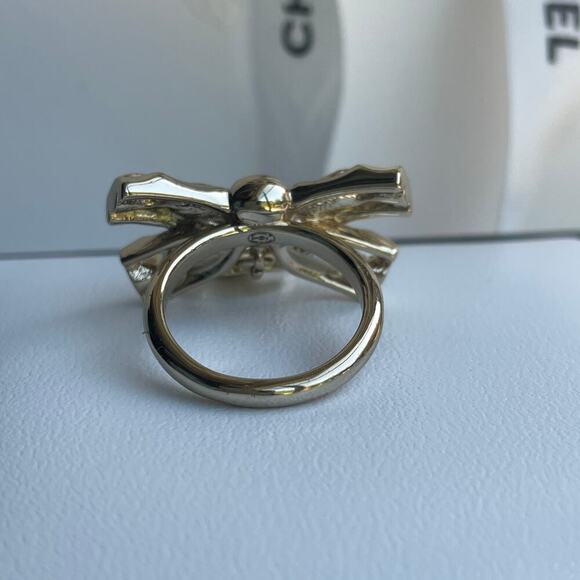 Chanel 24B Bow Ring | 24K GP Crystal CC Charm, Size 6, Hallmarked RARE Authentic - Picture 9 of 12